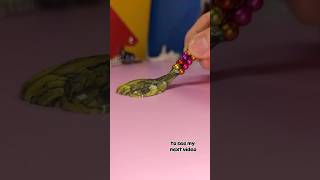 Why is a snail hunting for a magnet? #magnet #shorts #funny #satisfying #relaxing