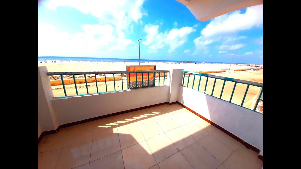 شقه بالتقسيط لقطه تم تخفيف سعرها بمناسبه افتتاح شاطئ النخيل