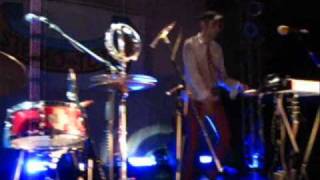 Stereo Total - Holiday Innn
