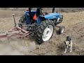 dándole duro a la chamba con la newholland 5610 con el arado internacional 925