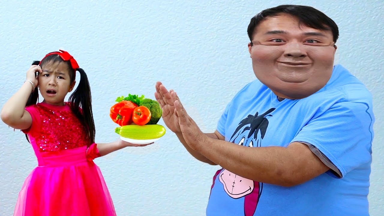 Jannie Finge Jugar Preparar Comida Sana para el Tío | Video Divertido con Canción de Johny Johny