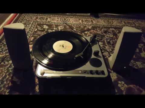 Cliff Richard/ She's A Gypsy