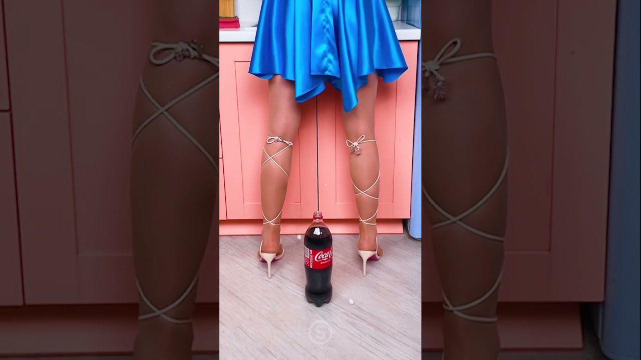 Création d'une fontaine de Coca sous la robe 