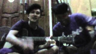 dua cowok ganteng main gitar akustik 'Putra milano feat diedy'z v-Race'