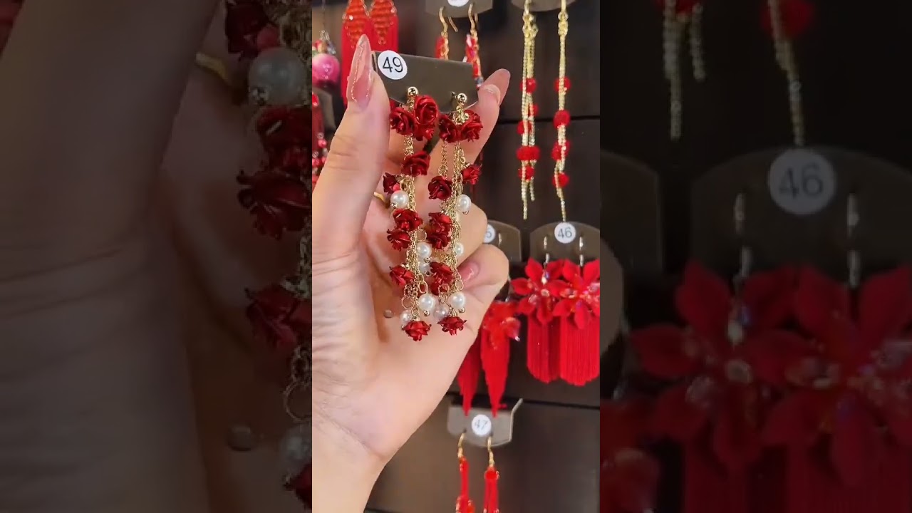 Beautiful Korean earrings collection plz like and subscribes my YouTube channel