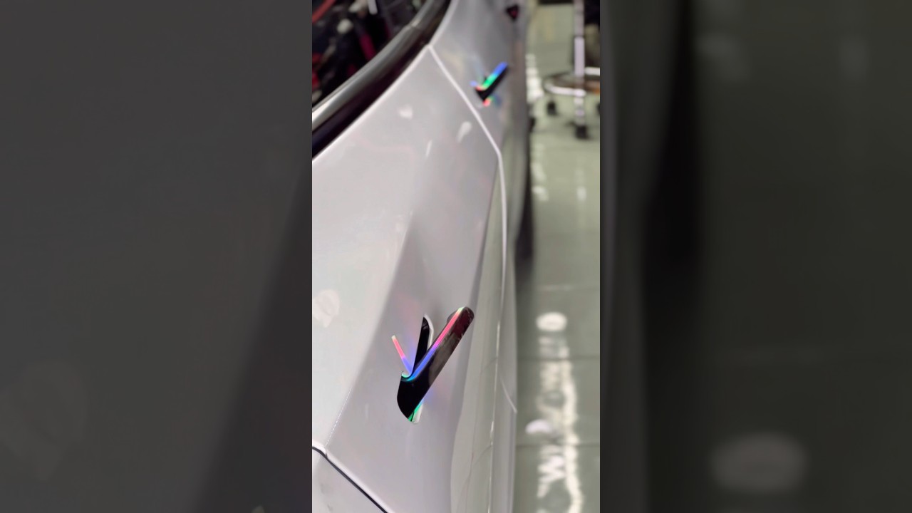 Illuminated Door Handle for Model 3We ship worldwide!Mikstoreph.com 🌏