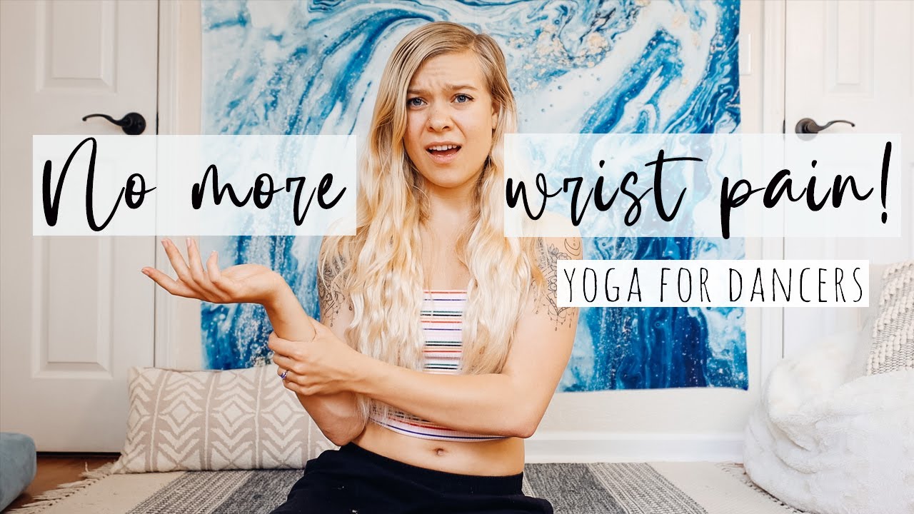 Wrist care 101 // How to avoid sore wrists in yoga // Quick Wrist Warm