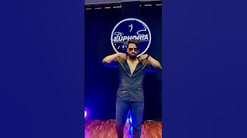 Thumbnail of Ra Ra Reddy. I'm Ready | Macherla Niyojakavargam | Dance By The Euphoria Studio