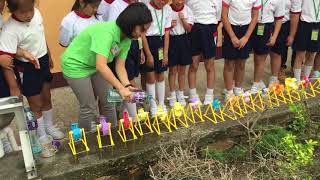 In school STEM program video by STEMex Ltd.