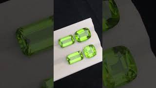 Stone(s): Peridot Weight : 13.75 carats Dimensions : 8.5 mm to 11mmClarity : VSI to Eye Clean