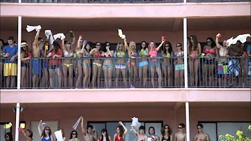 SPRING BREAKERS SOUNDTRACK : Gucci Mane & Waka Flocka Flame - Young Niggaz