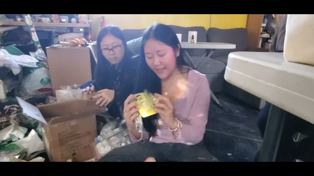 Christmas 2025 gift unwrapping with my loves. 
