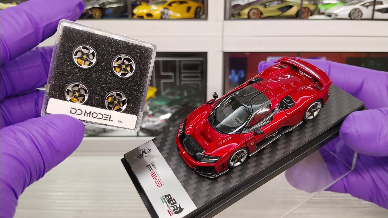 AR Box BBR 1:64 Ferrari F80 Classic Red Full Opening HEC 北京展場
