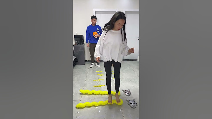 只有踩更多的气球，才能得到更多的面具#funny #宝宝 #萌娃 #comedy