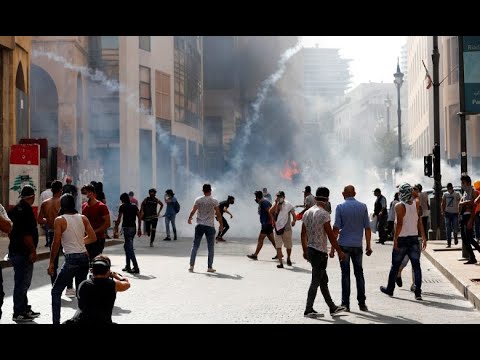 🇱🇧 اشتباكات بين قوى الأمن ومحتجين وسط بيروت