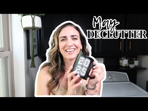 DECLUTTER WITH ME