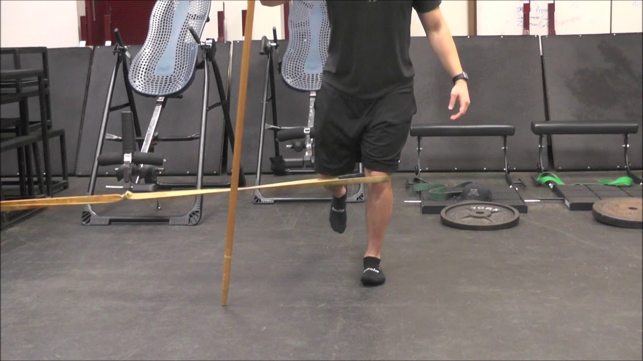 Ankle Rocker Squat with Valgus Band - YouTube