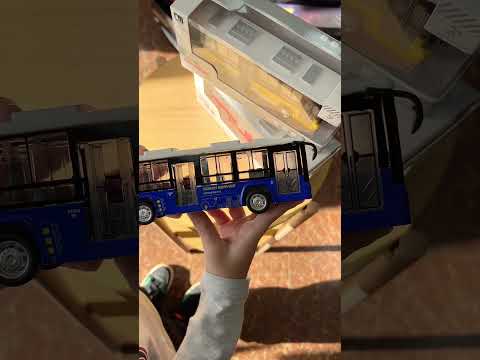 Автобус інерційний функціональний CLM 0771, видео 1