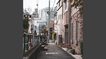 Sprightly Ambience for 80s Nostalgia