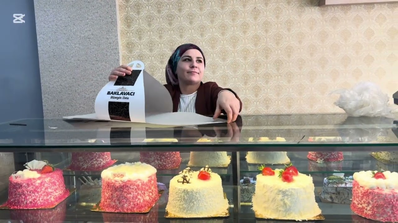 Benle çok uğraşmayın Benım ayarımla oynamayın valla küsen küser küsmeyen baş tacımdır kapım açık 