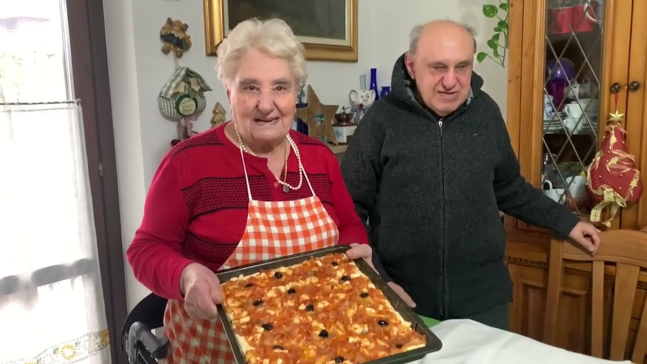 Pizza con Cipolle Cotte a modo mio.