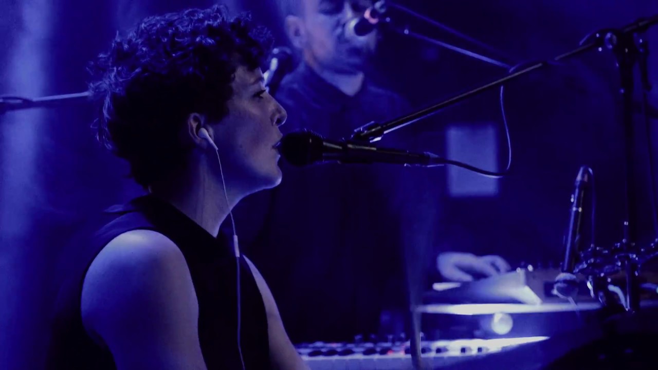 Bender & Schillinger - Lovelesson (Official Live Video)