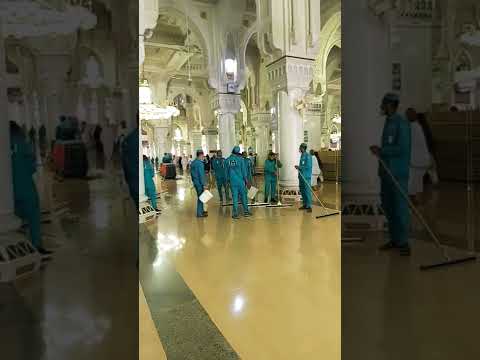 عمال النظافة الحرم المكي رألع جدا 