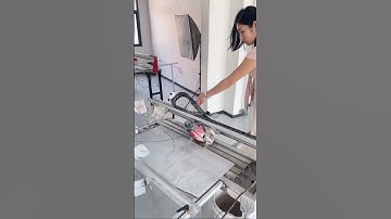 Máy cắt gạch nước Xinkai Z2S khổ 1m líp mòi vát 45 thẳng đẹp, máy nhẹ mang đi công trình