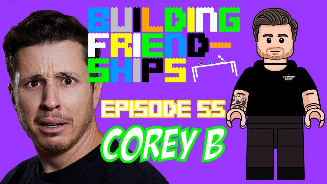 Кори Б. строит из LEGO.