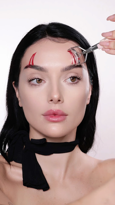 Easiest Halloween makeup hack 😱