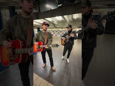 Conner Smith - Heatin' Up (Subway Pop Up Performance)