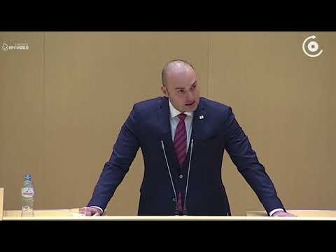 “გვაქვს კონკრეტული ხედვა, როგორ გავუმკლავდეთ სიღარიბეს”   მამუკა ბახტაძე