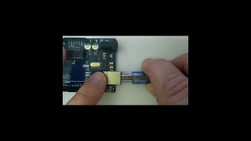 Conectando a placa do Arduino ao computador.