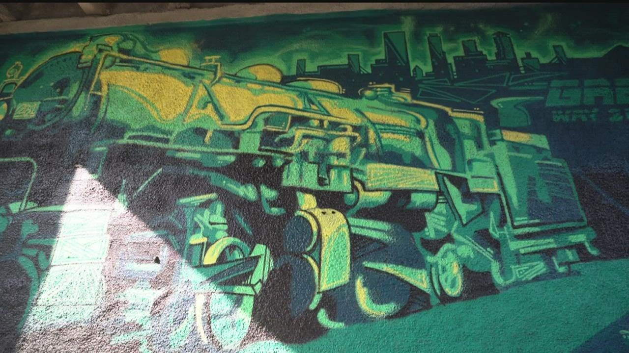 Lake Street murals help beautify the community, deter graffiti YouTube
