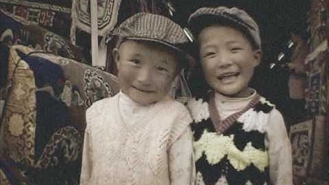 Thumbnail of Yangjin Lamu 央金拉姆 - Prajna Heart Sutra 涅盤心經