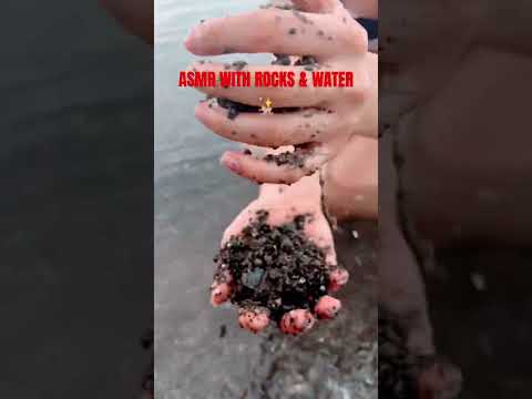 ASMR AT THE BEACH , SAND & WATER PLAY #asmrshorts #natureasmr #waterasmr #watersounds #sandasmr