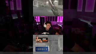 БУСТЕР ЗАИГРЫВАЕТ С НОВОЙ ДЕВУШКОЙ eevochka