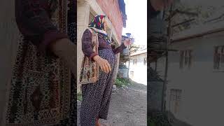 Nenemizi Bırakmıyoruz...