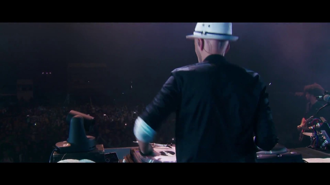 Wax Tailor - Que Sera (Live Vieilles Charrues 2017)