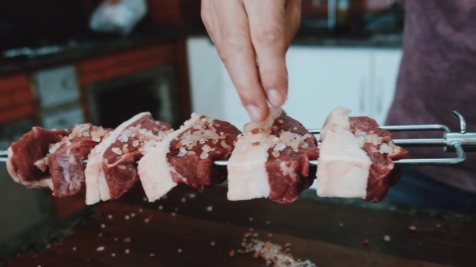 EspetoSul Giratório a Pilha: O Presente de Natal Ideal para Amantes de  Churrasco