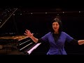 Capture de la vidéo Alexandra Dariescu Explains Grieg's Piano Concerto