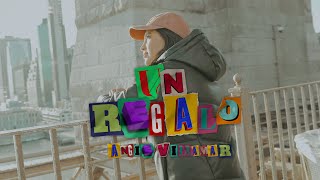 Un Regalo - Angie Villamar (Official Lyric Video)