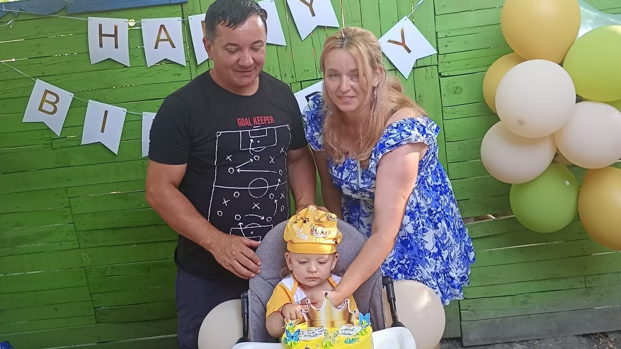 Nașii mei sunt niste hoți,azi mă lasă fără mot 💙