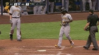 PIT@MIL: McCutchen jacks 19th home run of the season