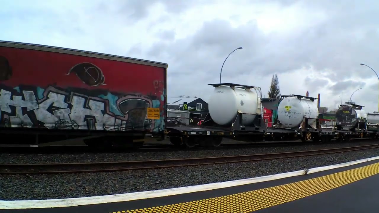 A Triple Header with DL's 9671 , 9665 & 9354 going North through Huntly .