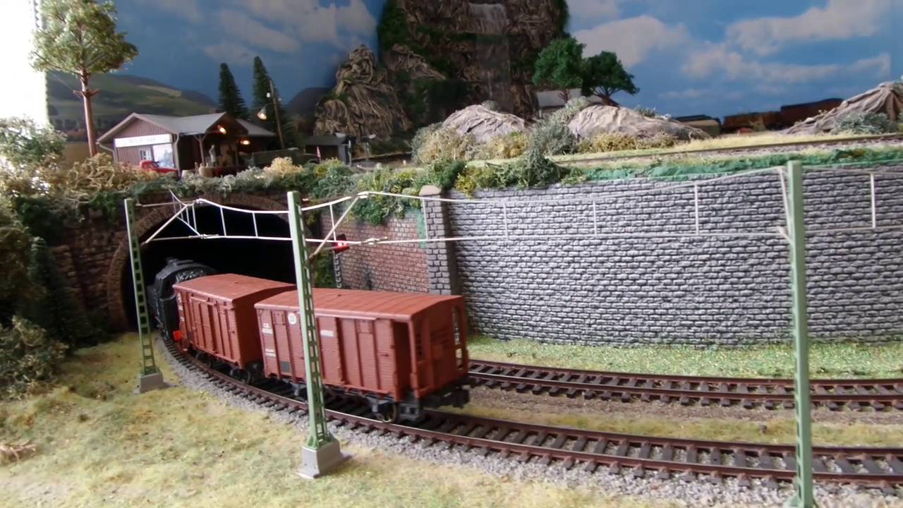 Восстановленный паровозик от старого PIKO. 1:87 (H0).