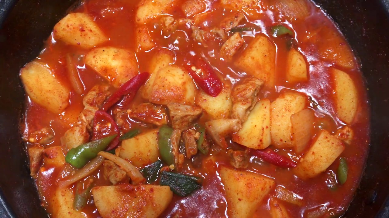 얼큰한 맛이 감동적인 감자 고추장 찌개 만드는 법 [엄마의손맛]