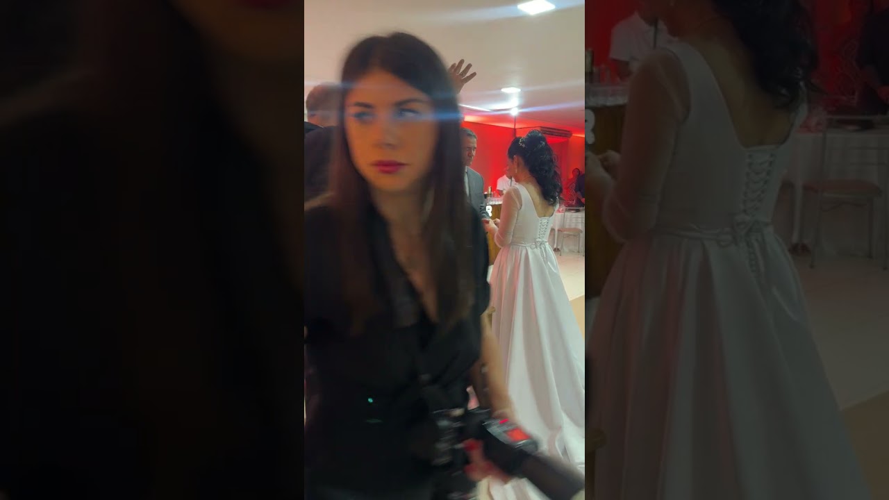 COLOCANDO AS ALIANÇAS BEIJO SAIDA COM BEIJO