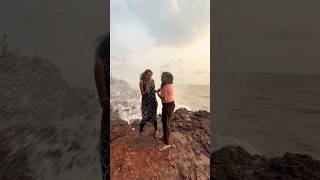 😱😱 #beach #unexpected #beachday #friends #unexpectedtwist #unexpectedmoment #waves #keralalatest