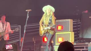 Video thumbnail of "Lainey Wilson “Smell Like Smoke” 4/22/23 Ford Field"